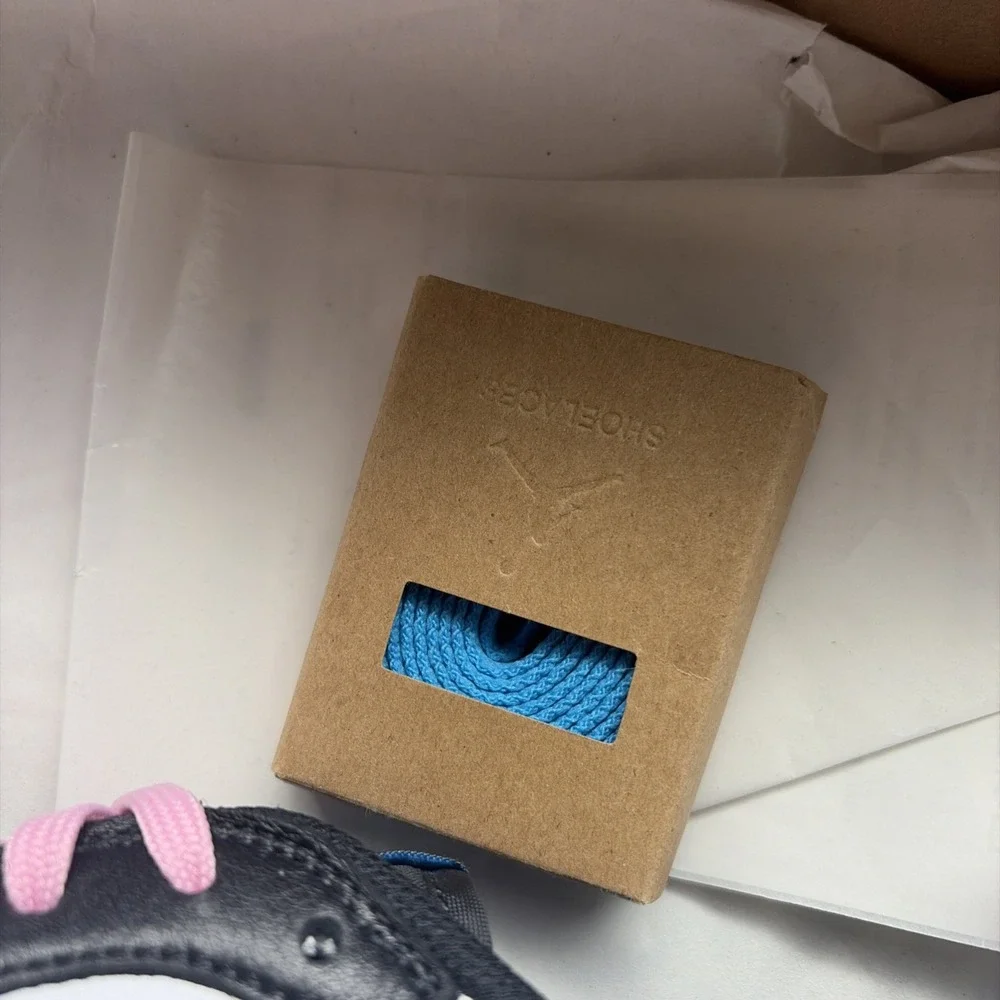 Size 9- Air Jordan 1 Retro Low OG White, Powder Blue (CZ0790-104)